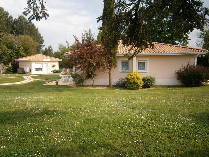 LES JARDINS DE LANDECOTTE 33240 La LandedeFronsac Résidence service sénior LES JARDINS DE LANDECOTTE 33240 La LandedeFronsac Résidence service sénior