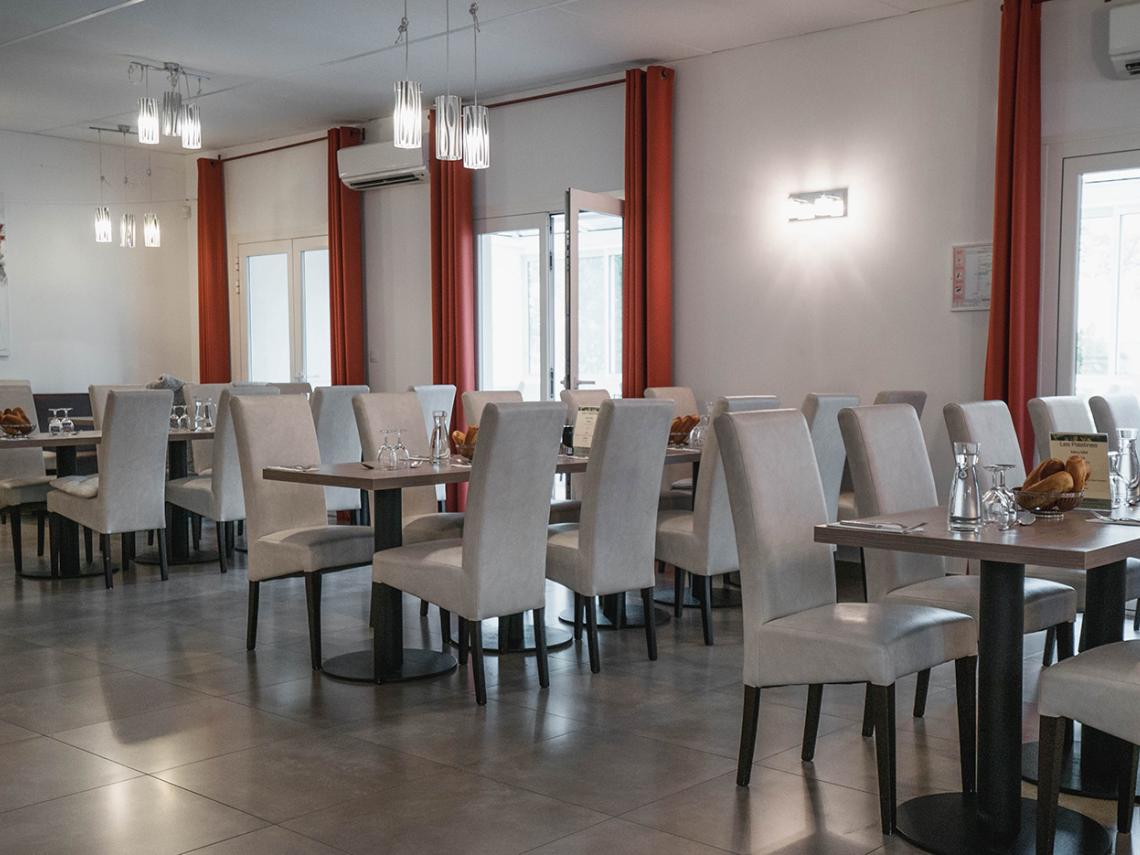 ARAMONS RESIDENCE SENIORS LES PALATINES : SALLE DU RESTAURANT