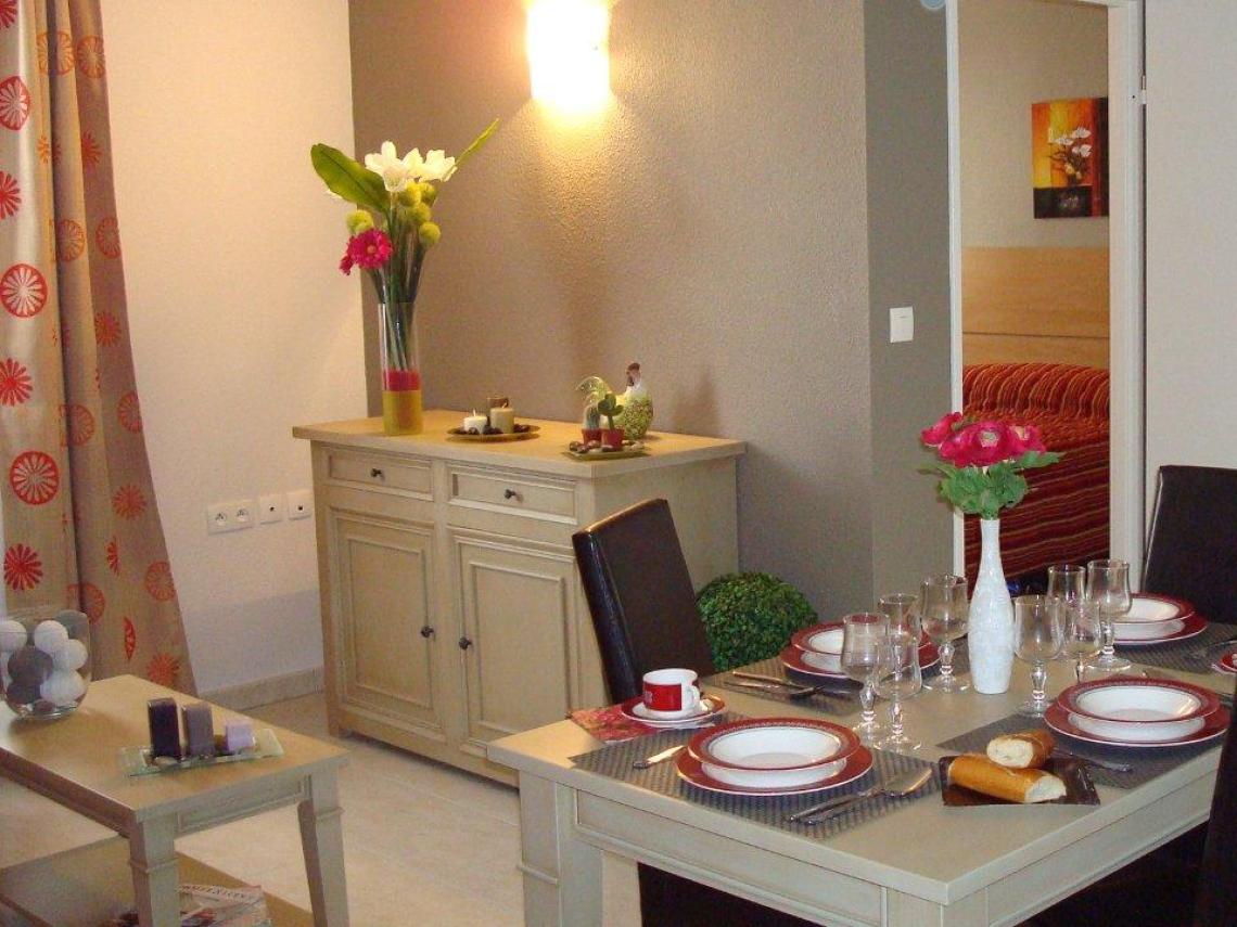 LES ESSENTIELLES - Sainte-Soulle : L'intérieur d'un appartement
