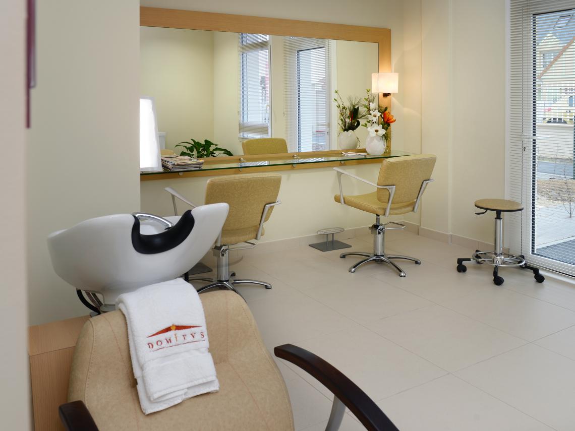 Résidence DOMITYS La Plage de Nacre : Résidence Services Seniors DOMITYS de Courseulles sur Mer - Salon coiffure