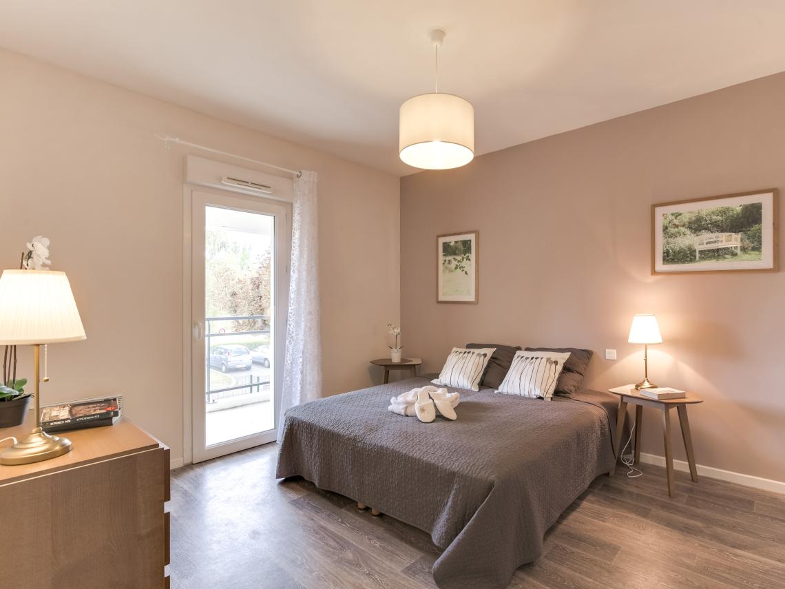 Résidence Senior Les Girandières de Volgelsheim : Appartement T2, chambre