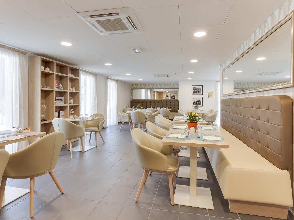 Résidence Seniors Les Girandières de Bourgoin-Jallieu : Restaurant