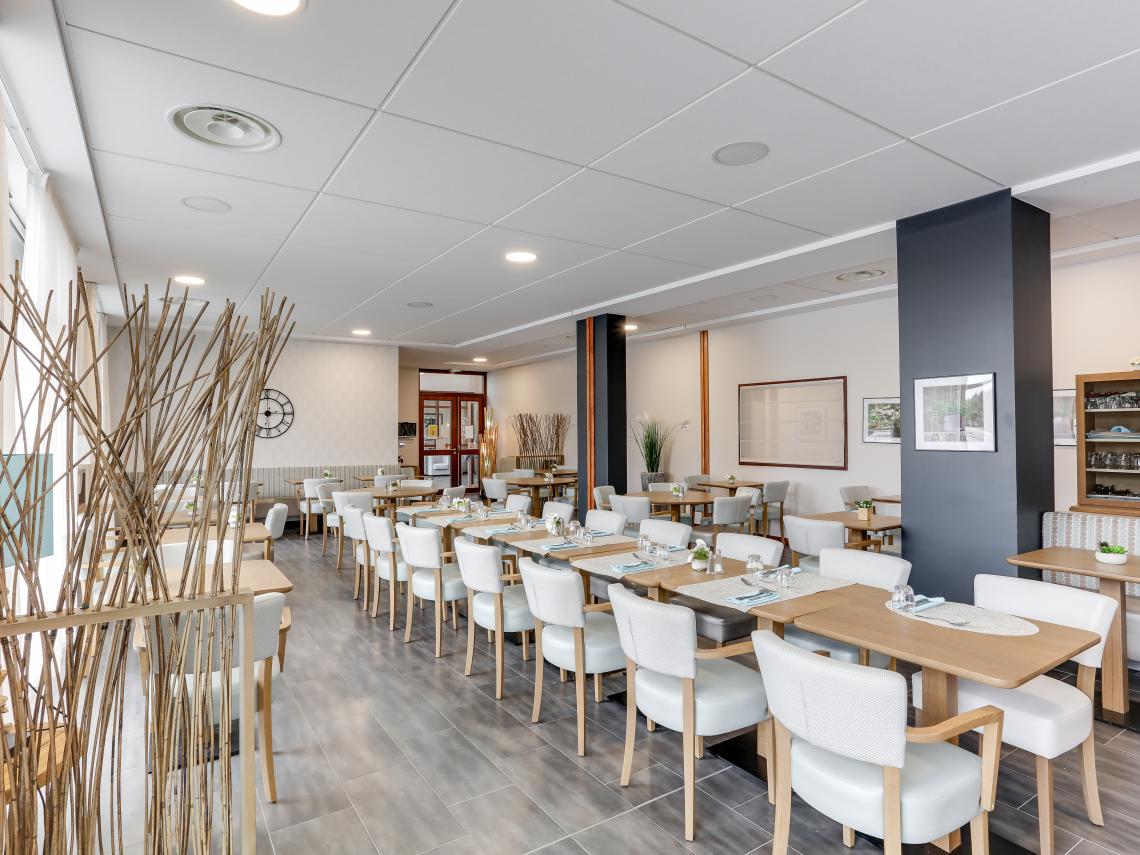 Résidence Seniors Les Girandières de Dinan : Restaurant
