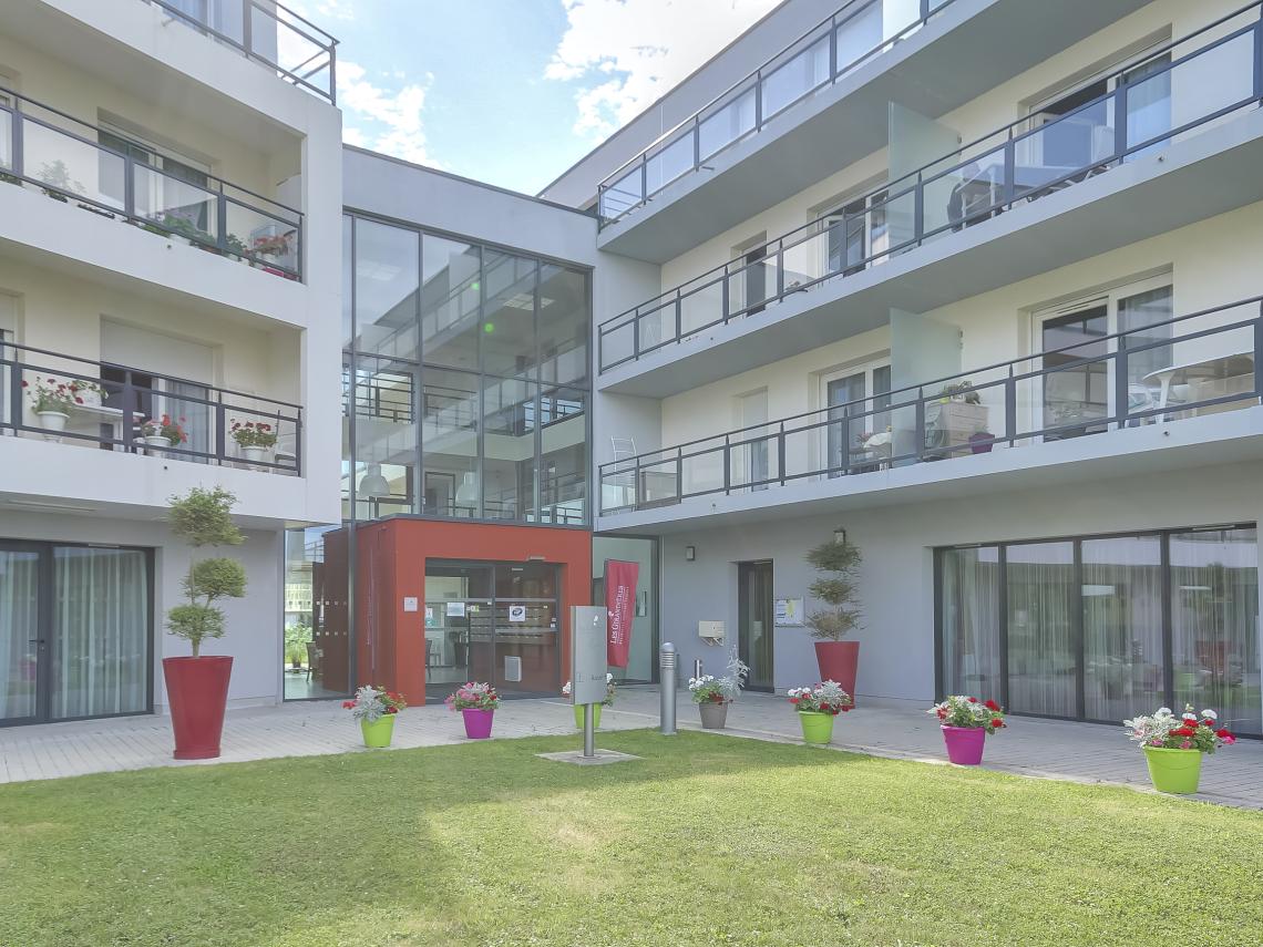 Résidence Seniors Les Girandières de Saint-Berthevin : Résidence Les Girandières à Saint-Berthevin