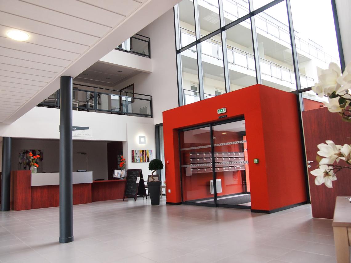 Résidence Seniors Les Girandières de Saint-Berthevin : Hall d'accueil
