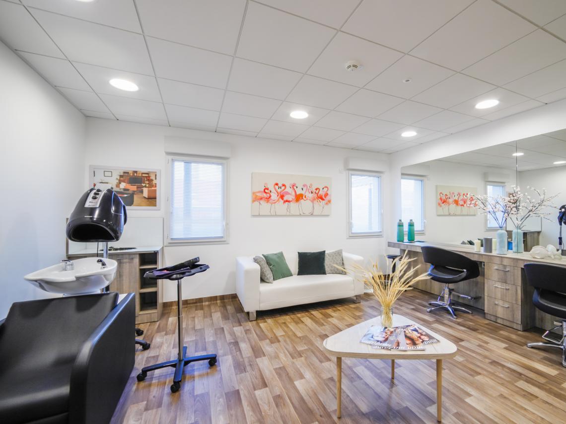 Résidence Seniors Les Girandières Nantes : Salon de coiffure