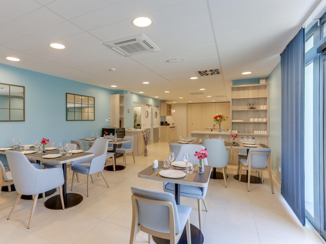 Résidence Seniors Les Girandières Nantes : Restaurant