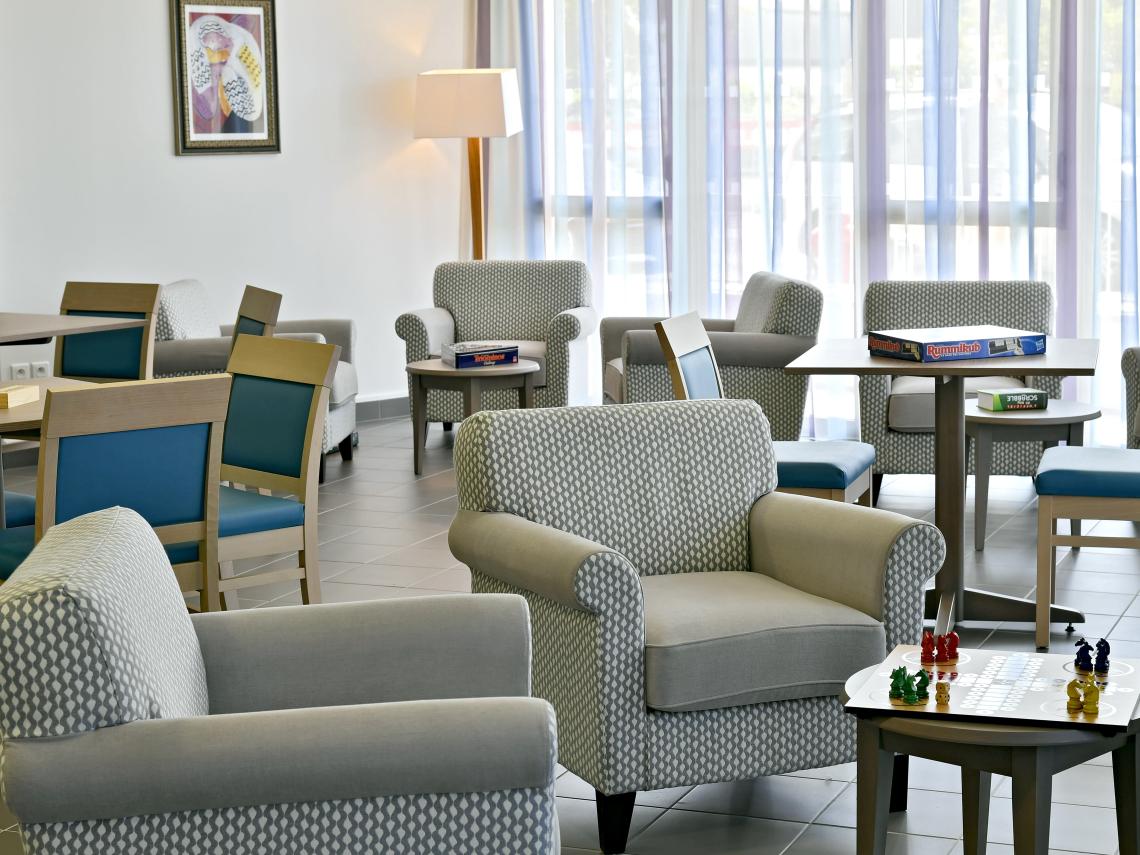 Résidence Seniors Les Girandières de Caen Les allées normandes : Salon des loisirs
