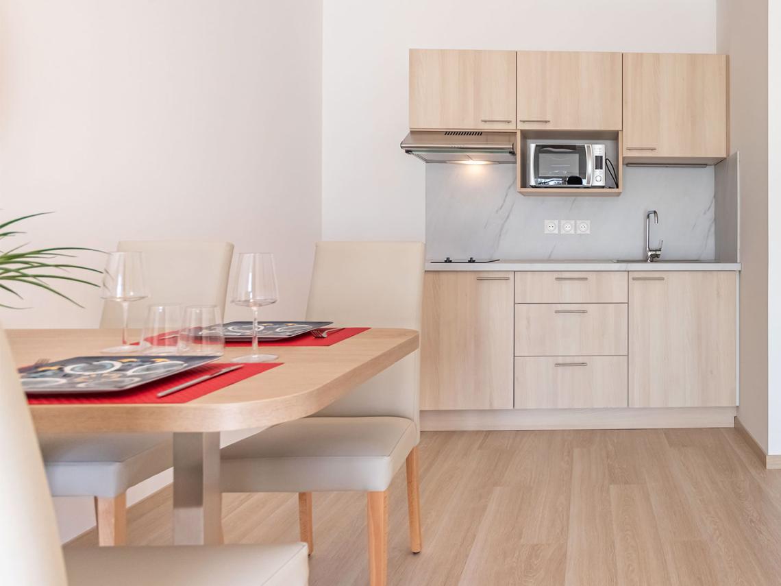 Résidence OVELIA Les Loges d'Anicet : Appartement témoin OVELIA Les Angles - photo non contractuelle