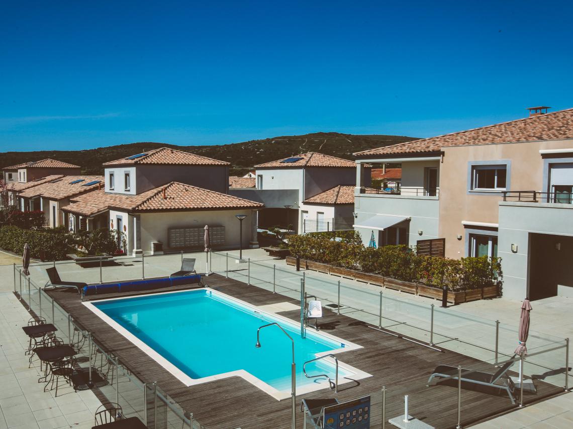 Occitalia, Résidence services seniors : Le Domaine de Maleska : Domaine de Maleska, vue piscine
