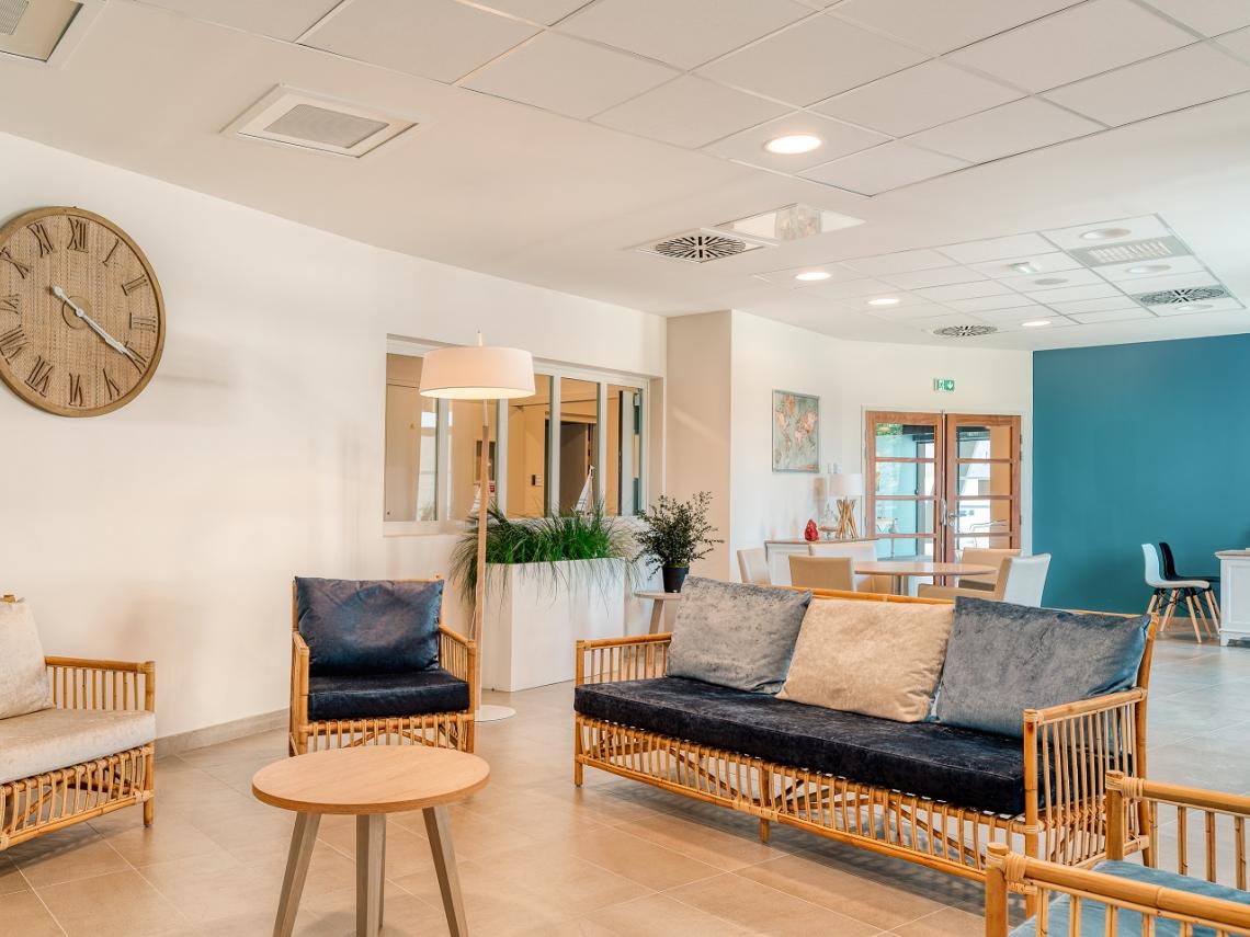 Avel by Heurus