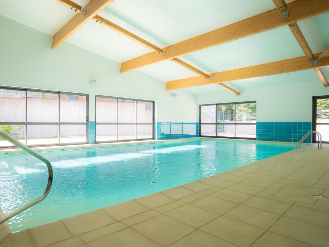 Les Essentielles Pont-Aven : Piscine couverte chauffée