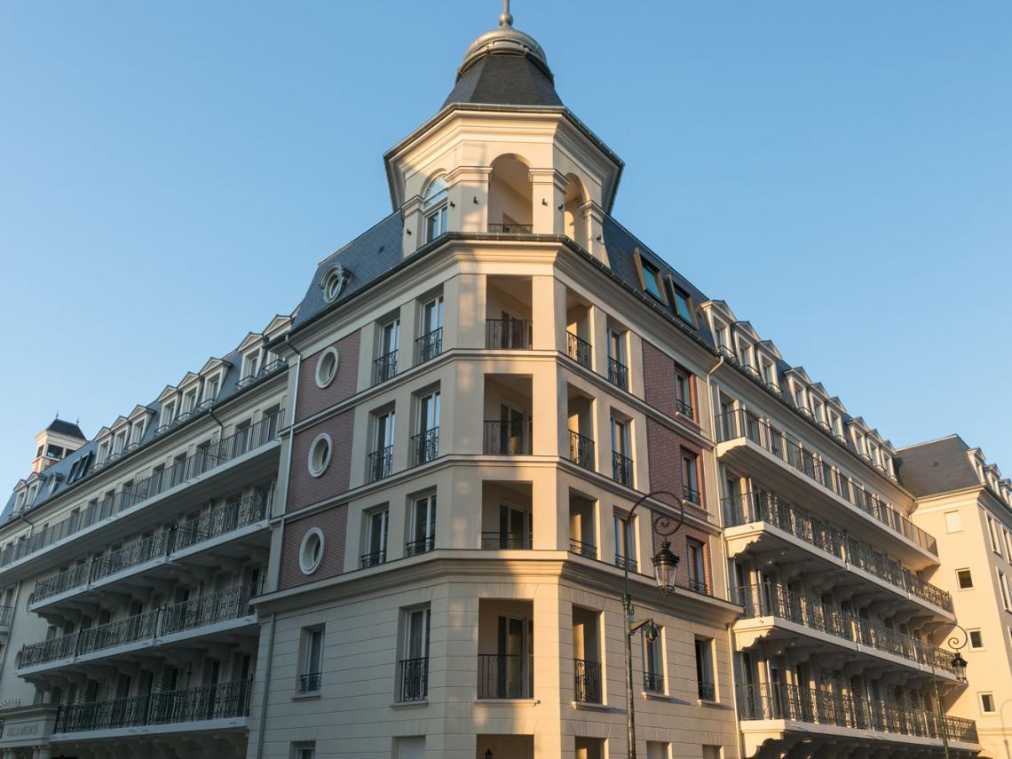 VILLA MEDICIS PUTEAUX