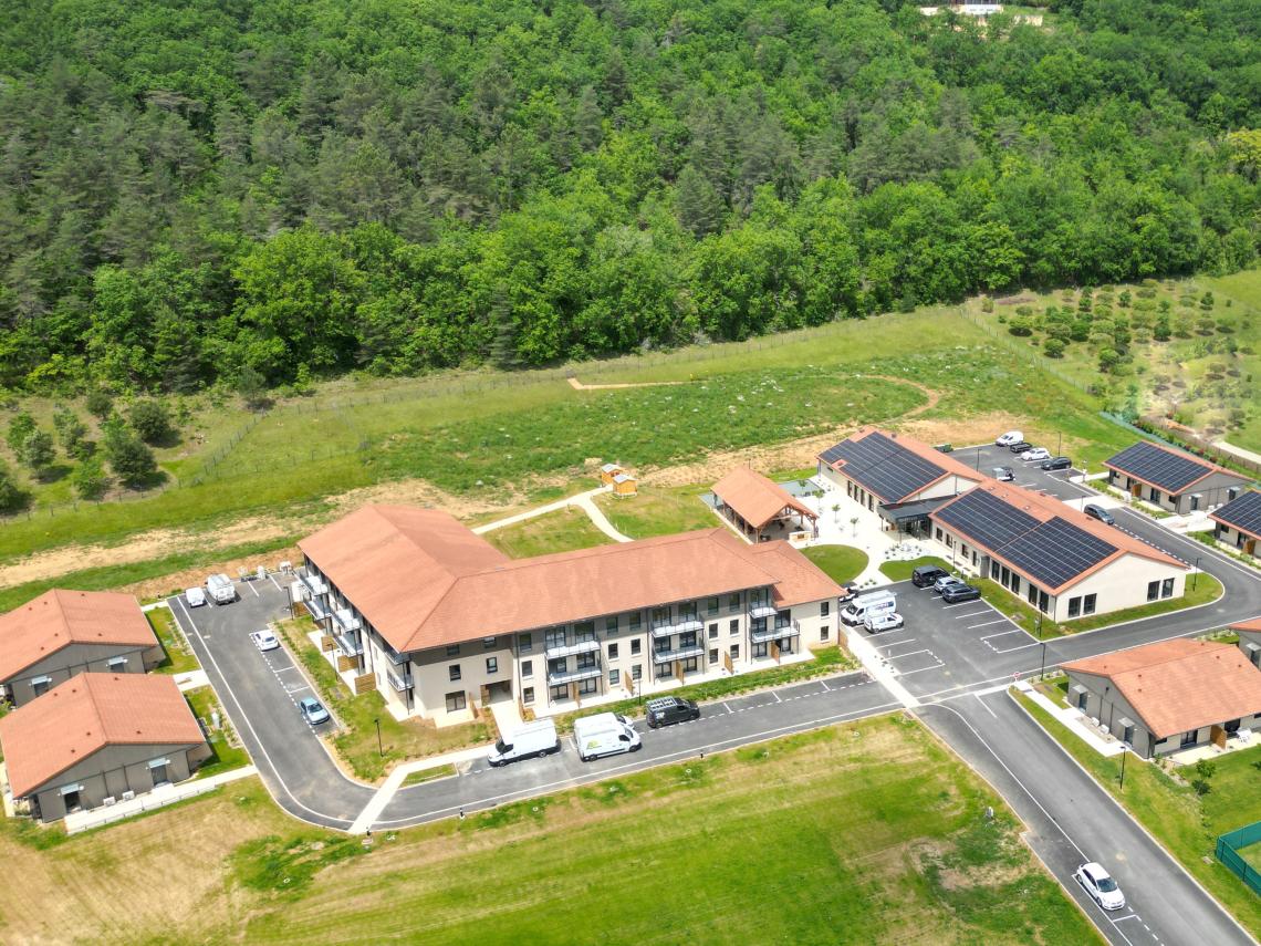 Résidence Services Séniors de Montignac-Lascaux : Vue aérienne d'ABC Résidence Services