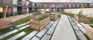 Octobre Rose : la résidence Serenly  Violette & Parme à Saint-Alban se mobilise