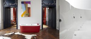 Condor Paris propose une gamme de baignoires ergonomiques et design