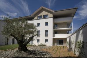 T3 en location dans une Résidence avec Services pour Seniors située à Orthez, dans le Béarn.