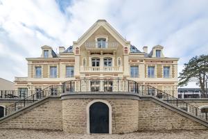 Villa Beausoleil de Saint Cyr Au Mont D'Or - Résidence Services Seniors