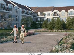 alt="Cogedim Club et Pitch Immo posent la première pierre d'une résidence services seniors à Plaisir (78)"