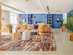  alt="OVELIA Résidences Seniors ouvre « La Villa Marina » à Fréjus"