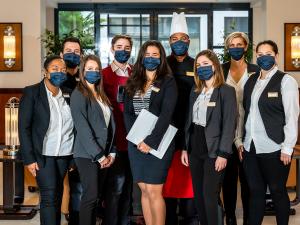 alt="Palazzo Chessy, une résidence de services où les séniors se sentent chez eux, dans un cadre très privilégié"