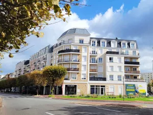  alt="La Résidence seniors Les Jardins d'Arcadie ouvre à Chelles - 117 appartements"