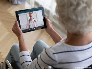  alt="La téléconsultation, un service phare des mutuelles seniors ?"