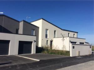  alt="Pose la première pierre de 11 logements à destination de séniors à Fère-Champenoise"