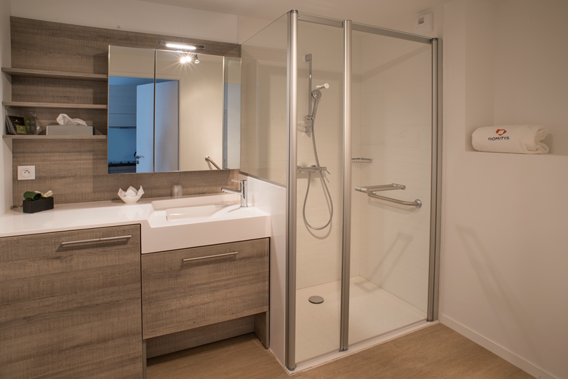 Résidence DOMITYS Les Voiles Pourpres : Salle de bain